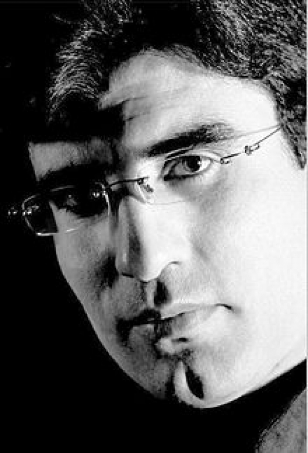 حسین رضا اسدی