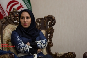 ایران مجری:مهرناز محافل
